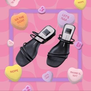 Dolce Vita Haize Sandals in Black Stella Size 7